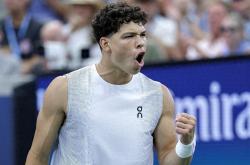 九游官网马赛国际比赛日队长鼓劲上海海港迎荷甲关键赛，这操作让人直呼：多伦多猛龙今夜内部沟通的简单介绍